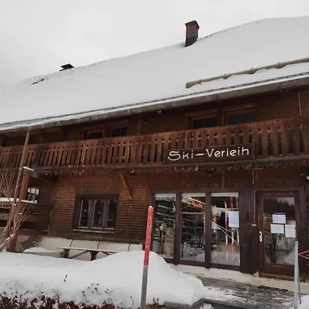 Perfekte Lage Zwischen Skipisten Und Badeseen *